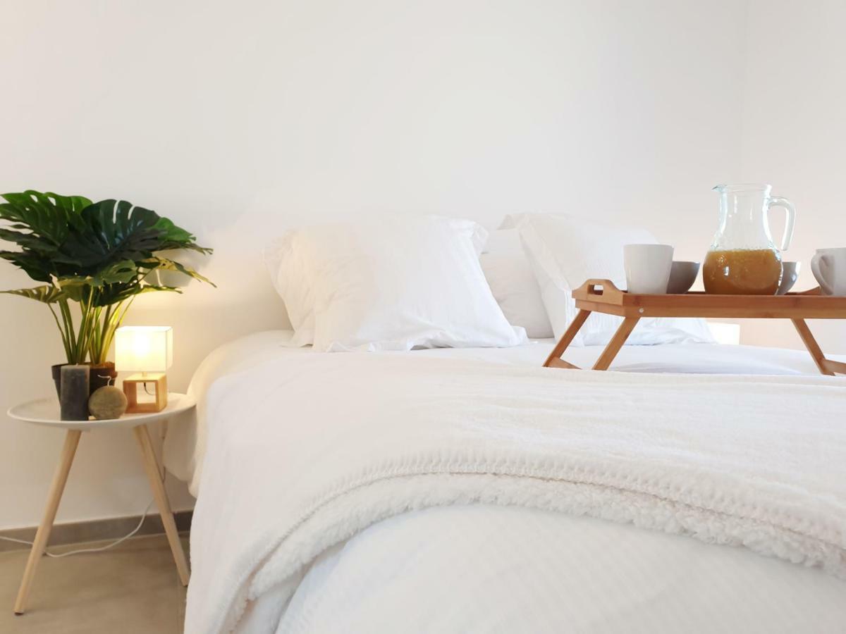 T2 Neuf Avec Jardin Et Terrasse - Proche Des Plages Saint-Cyr-sur-Mer Exteriér fotografie